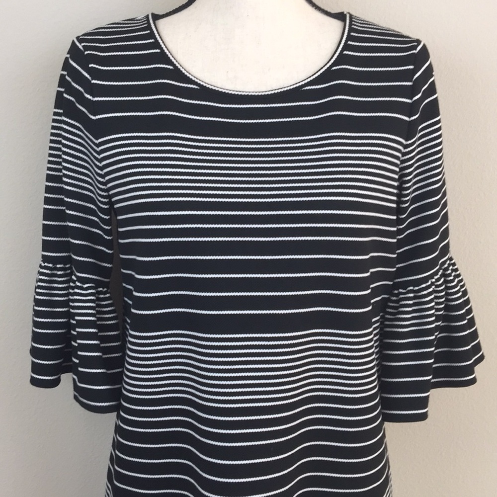 MAX STUDIO Black And White Stripped Shift Dress - Picture 2 of 7